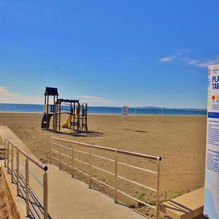 Beach Breeze Townhouse By The Beach サンタ・ポラ エクステリア 写真
