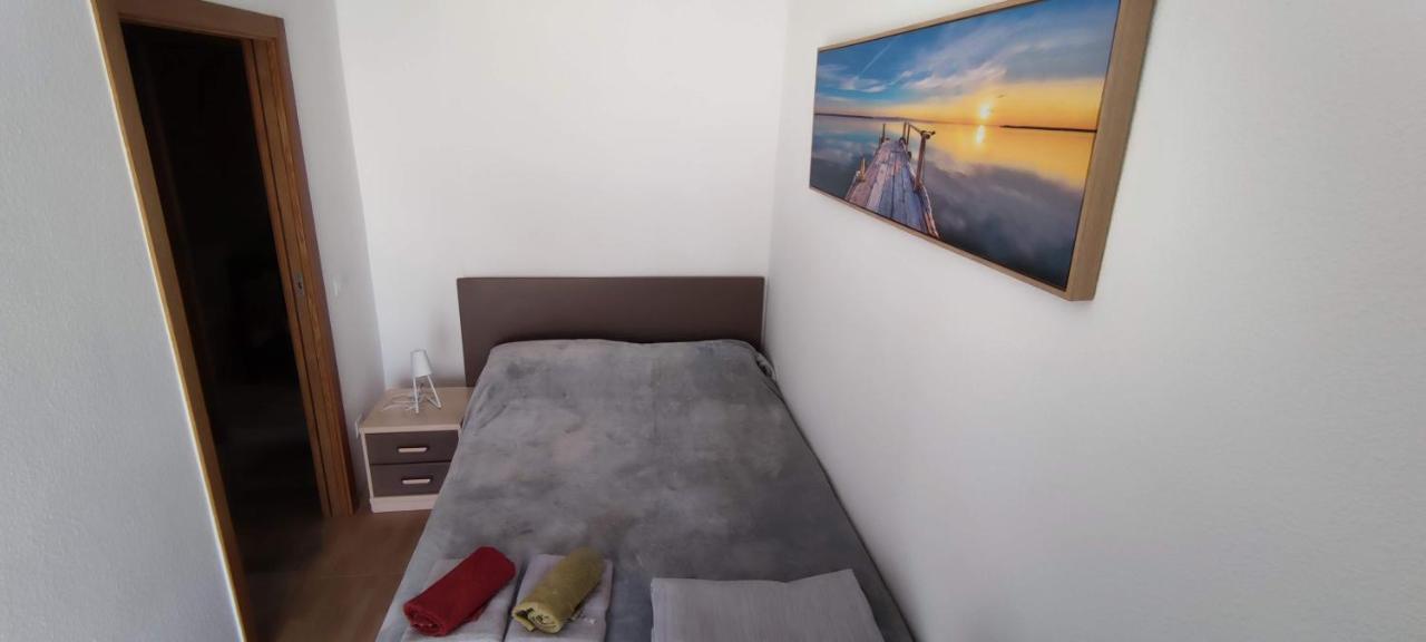 Beach Breeze Townhouse By The Beach サンタ・ポラ エクステリア 写真