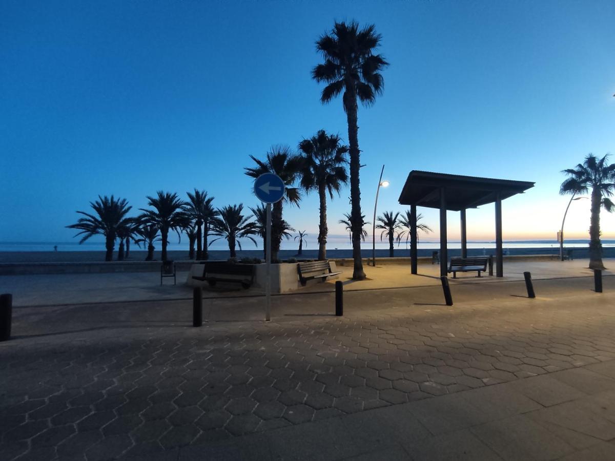 Beach Breeze Townhouse By The Beach サンタ・ポラ エクステリア 写真